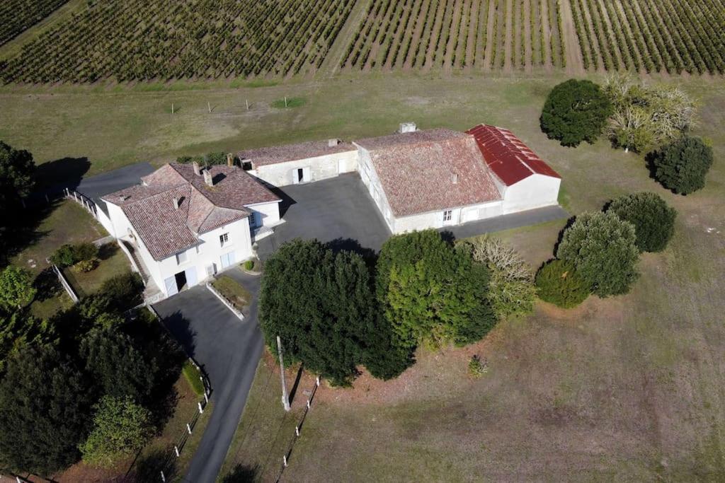 Entre Pierre Et Vigne - Charming Former Winery Farmhouse With Hot Tub & Swimming Pool Monestier  Luaran gambar